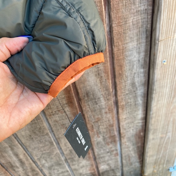 NWT Kenneth Cole The Reversible quilted jacket - Picture 7 of 16